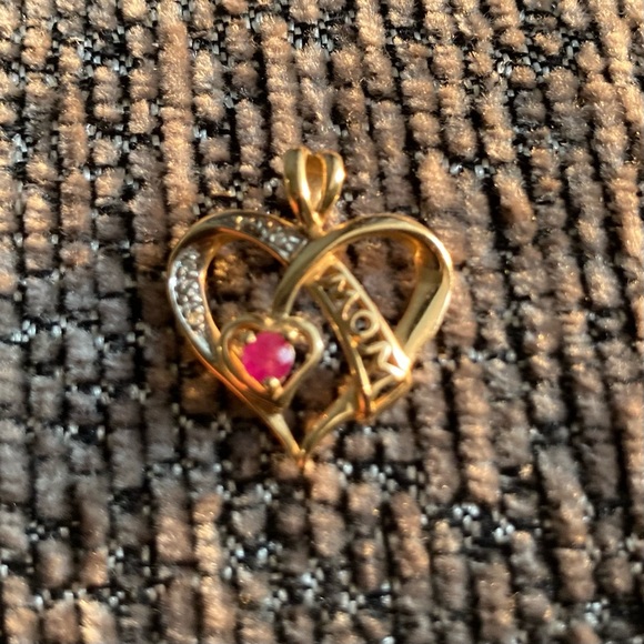Heart Shaped 10K Gold Ruby Gemstone MOM Pendant - Picture 1 of 4